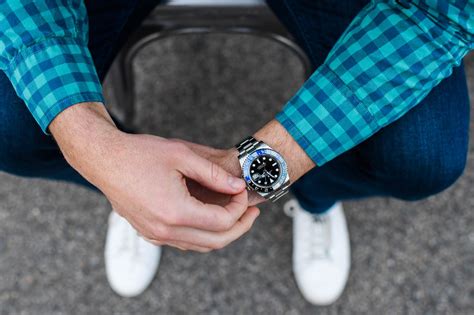 how to wear a rolex without looking like a snob|how to wear rolex strap.